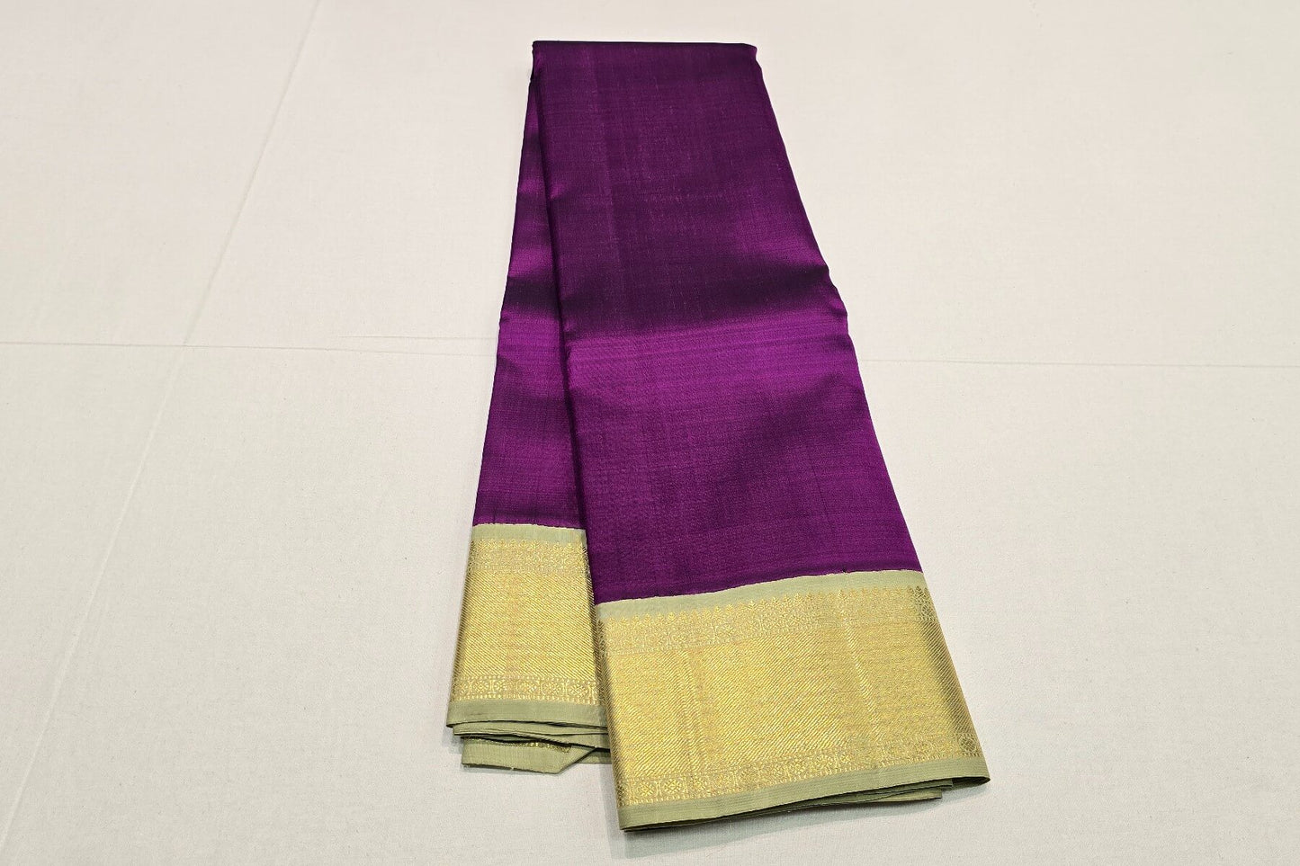 Dark magenta Kanjivaram Silk Saree SS5983
