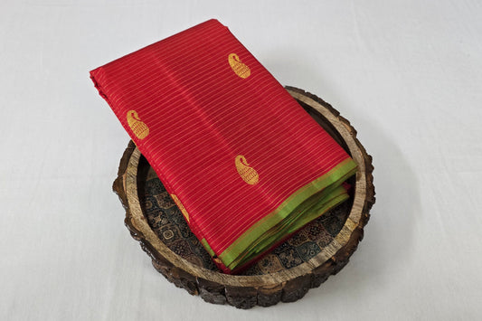 Chilly red borderless Kanchipuram silk saree