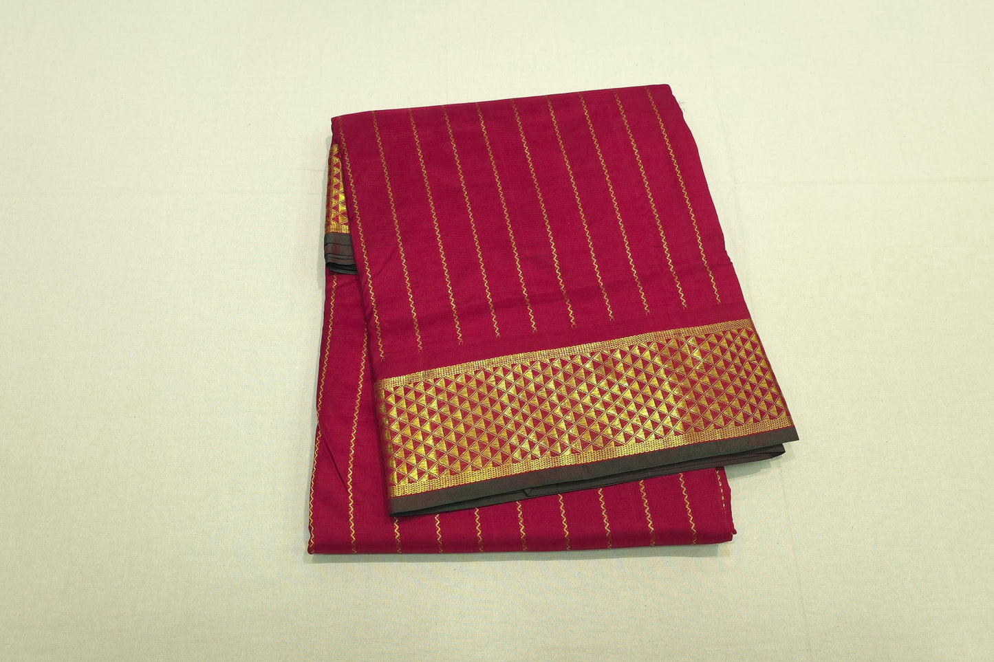 Maroon ten yards madisar silk saree
