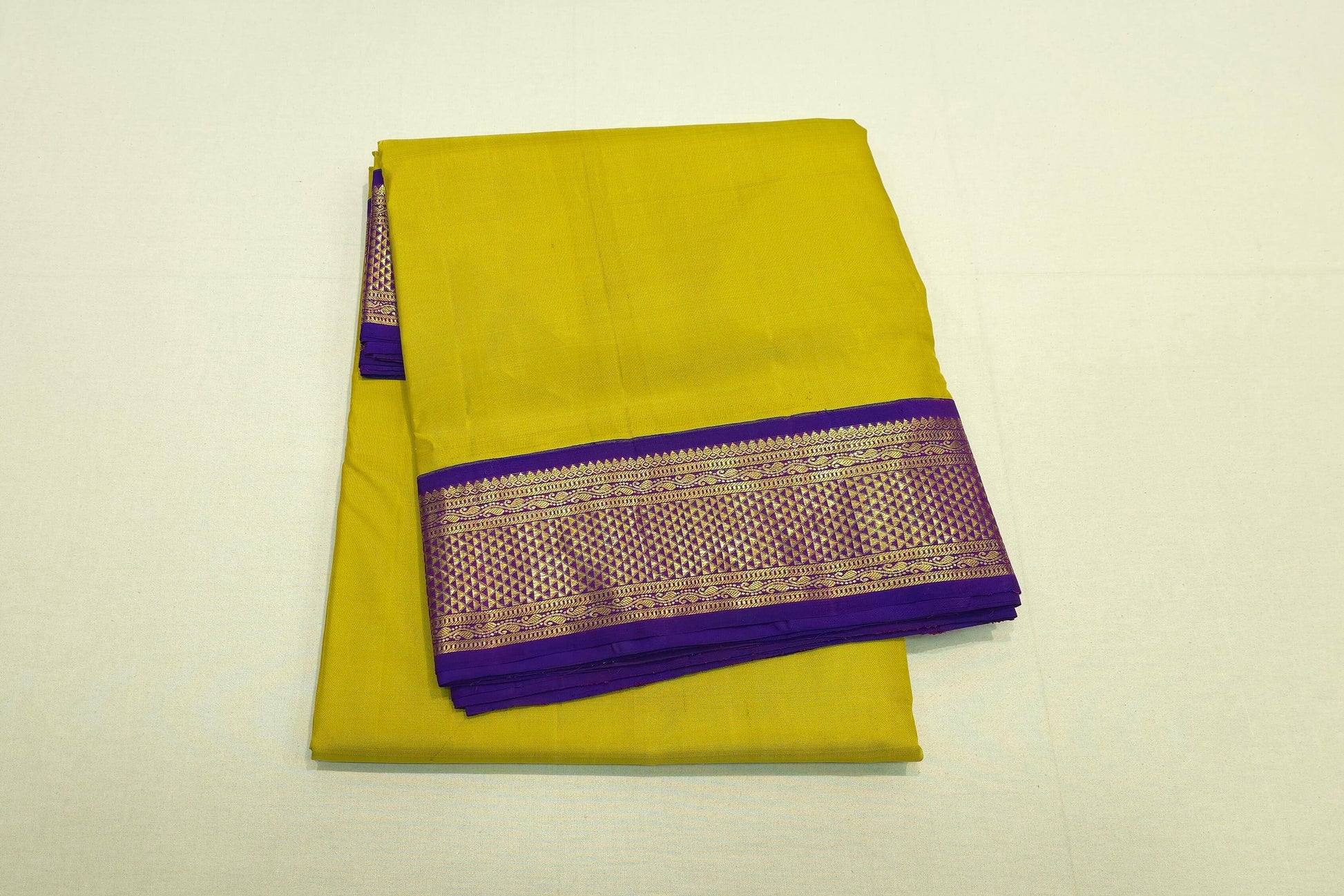Lemon green ten yards madisar silk saree
