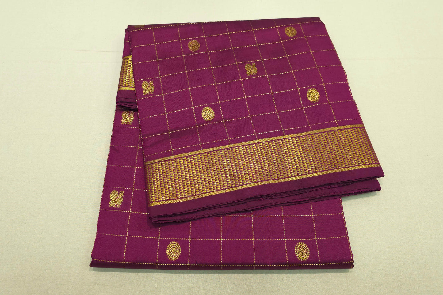 Dark magenta ten yards madisar silk saree