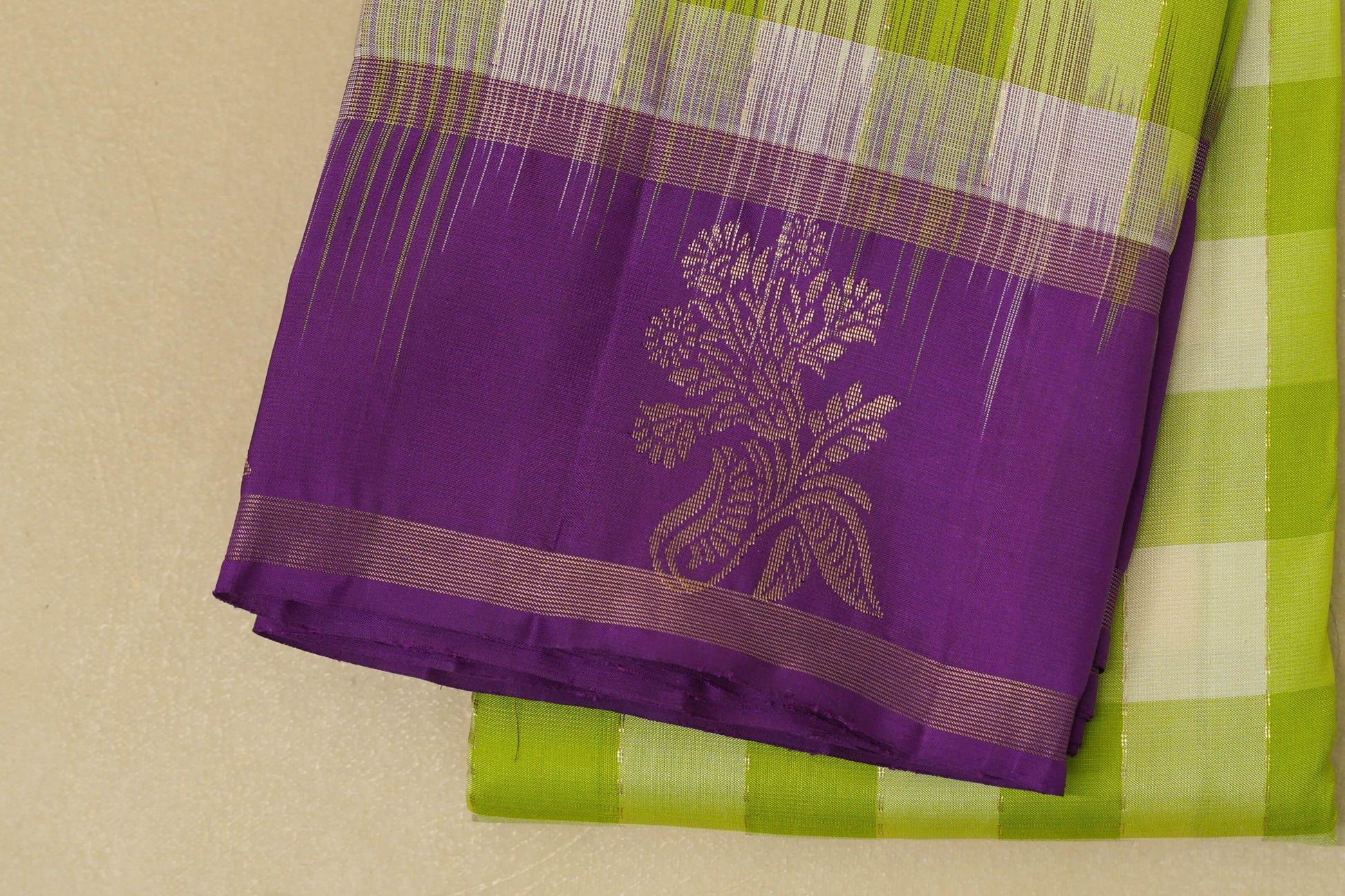 Lime Green and Off White Checks  Light Weight Kanjivaram Silk Saree border zoom