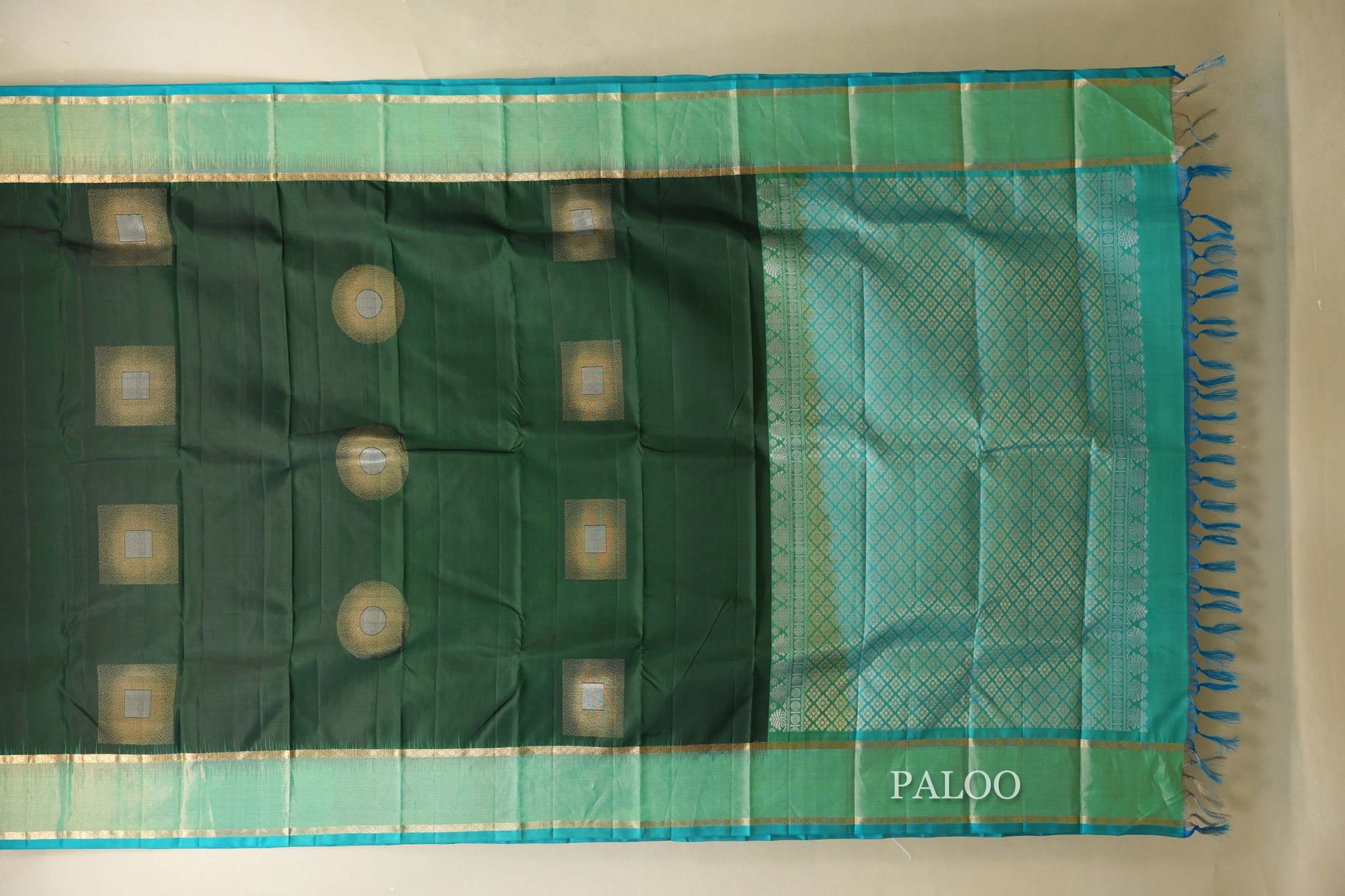 Deep Bottle Green with Mint Green Borders Light Weight Kanjivaram Silk Saree paloo