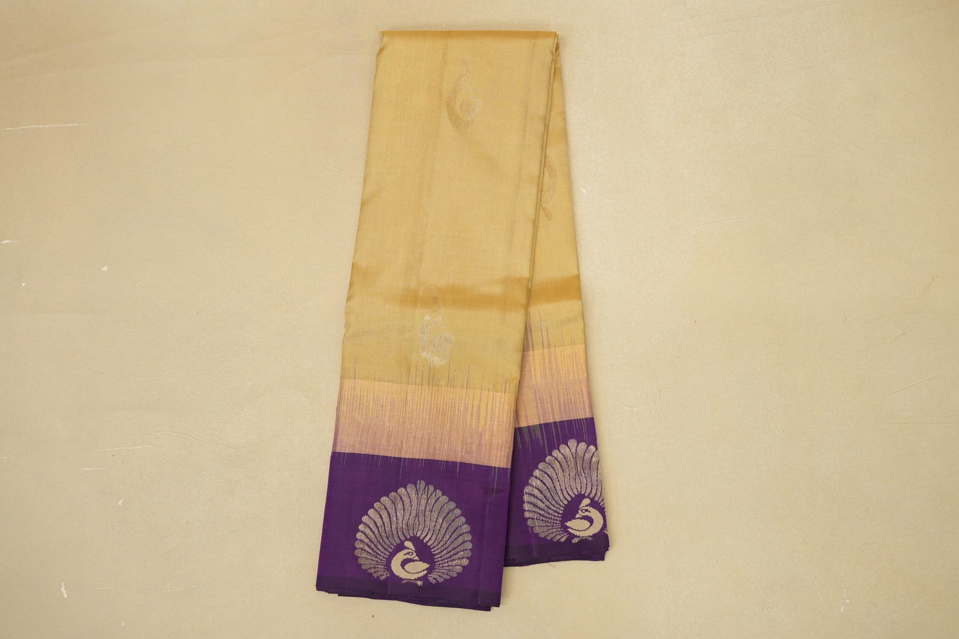 Sandal Beige Borders Light Weight Kanjivaram Silk Saree online