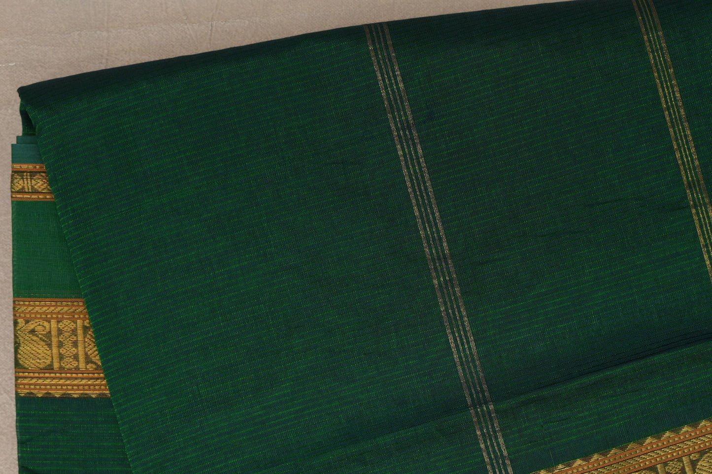 Deep Emerald Green Vegan Silk Cotton Saree body