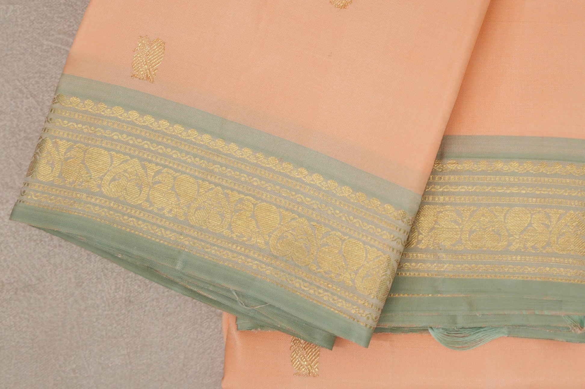 Light Orange Vintage Kanjivaram Silk Saree border