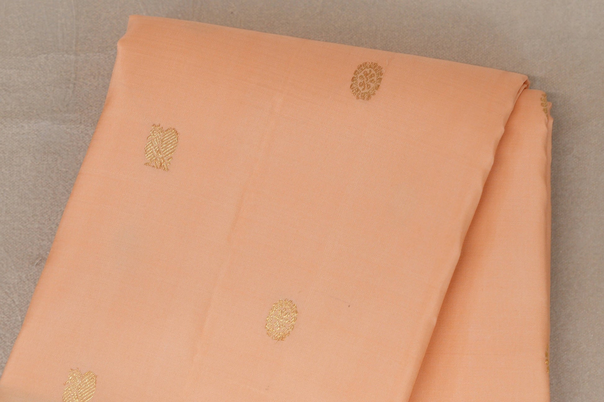 Light Orange with Elaichi Green Borders Vintage Kanjivaram Silk Saree body