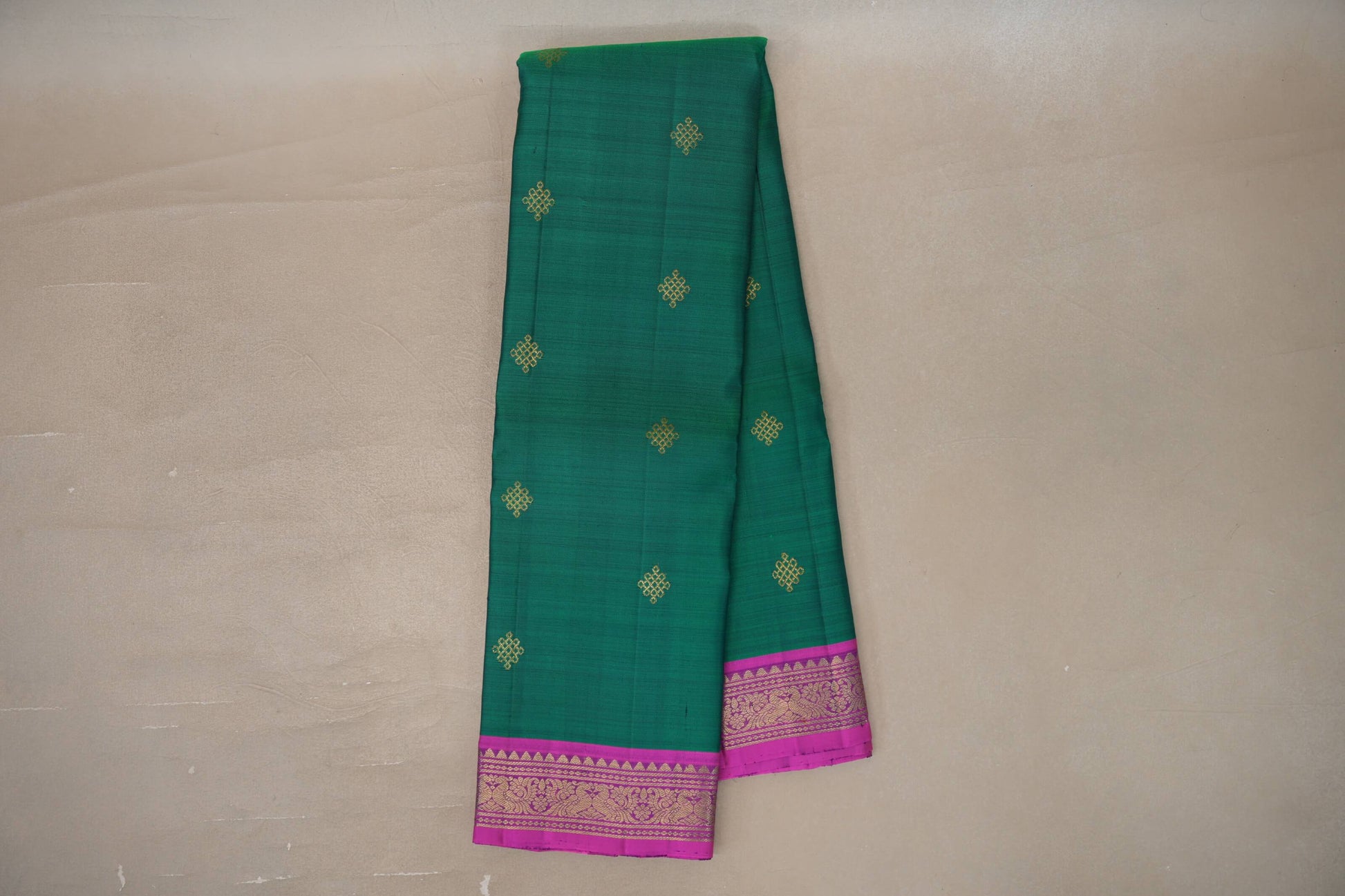 Online Dual Tone of Green & Blue with Bright Magenta Borders Vintage Kanjivaram Silk Saree