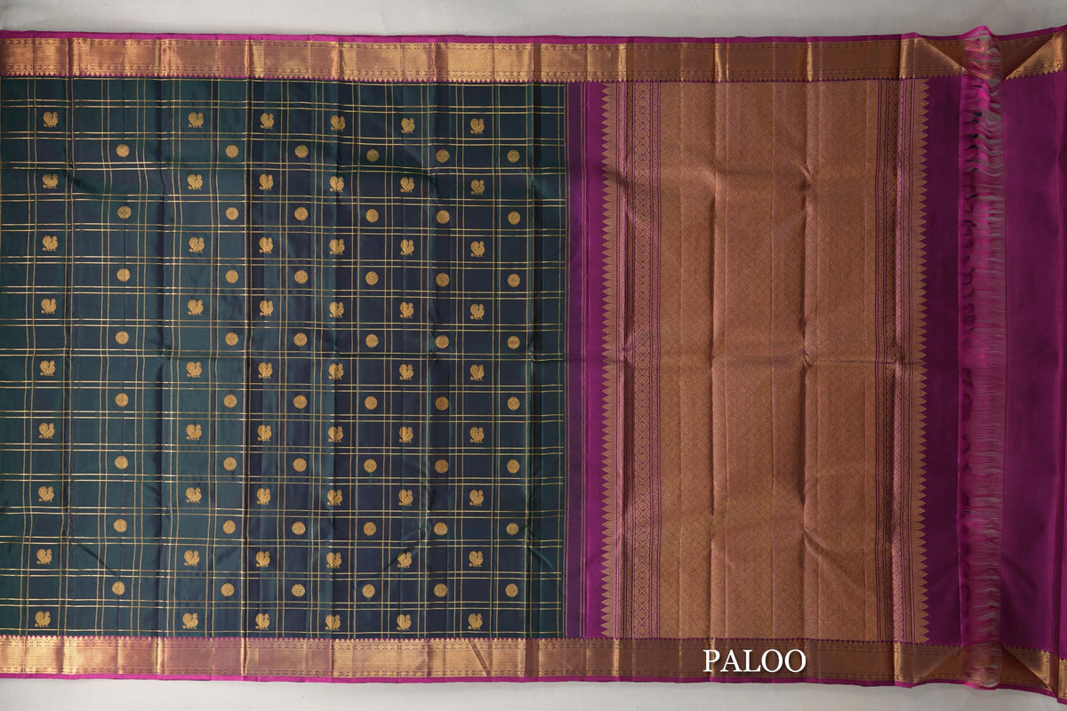 Dual Tone of Deep  Bottle Green & Purple Kanjivaram Silk Saree paloo