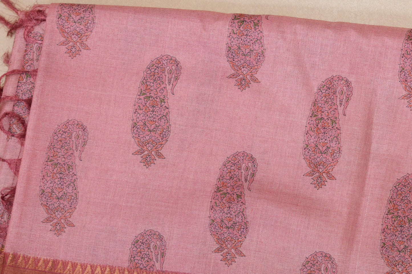 Onion pink with Deep onion pink Borders Tussar silk saree  body