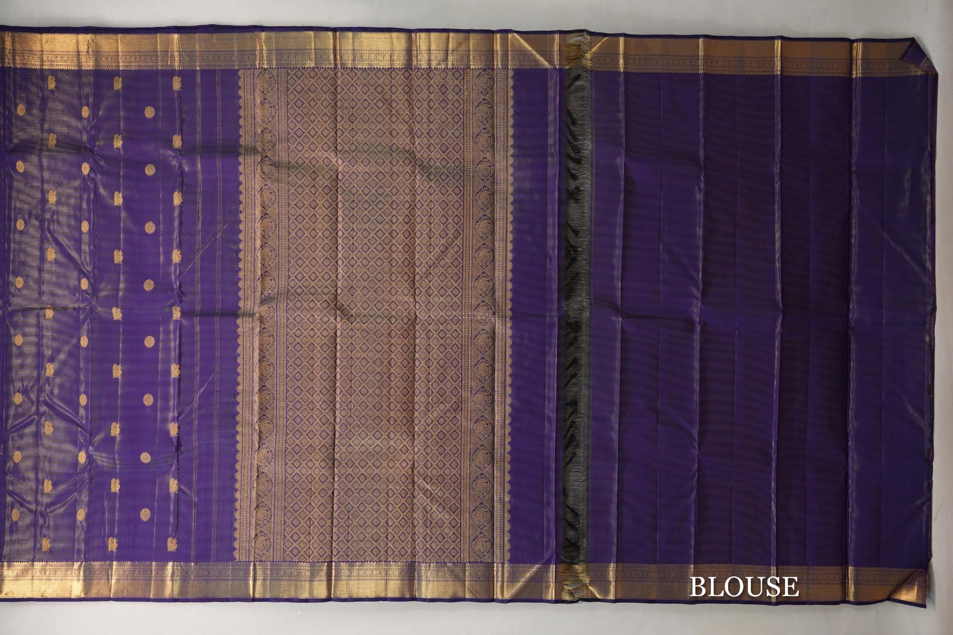 Violet Purple Vaira Oosi Vintage Kanjivaram Silk Saree blouse