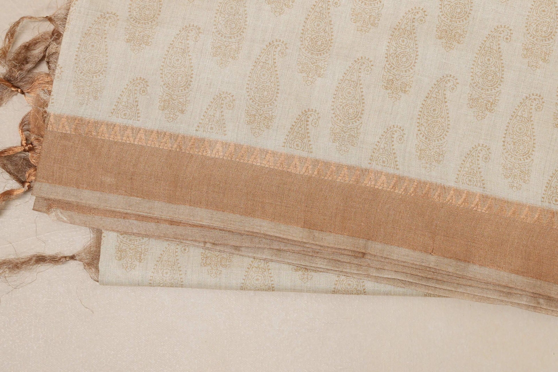 Cream with Beige gold Borders Tussar silk saree border