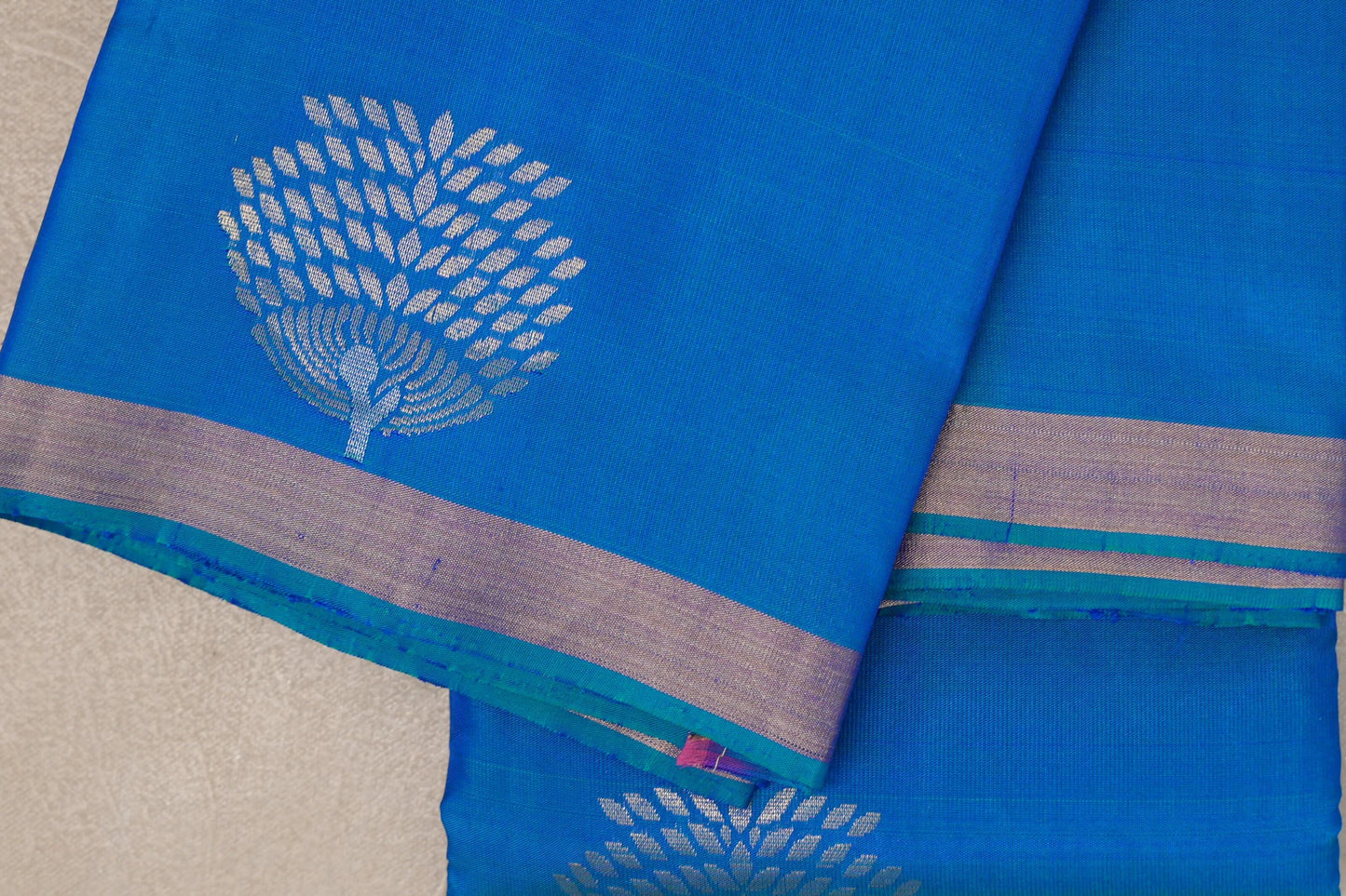 Peacock Blue Light Weight Kanjivaram Silk Saree border