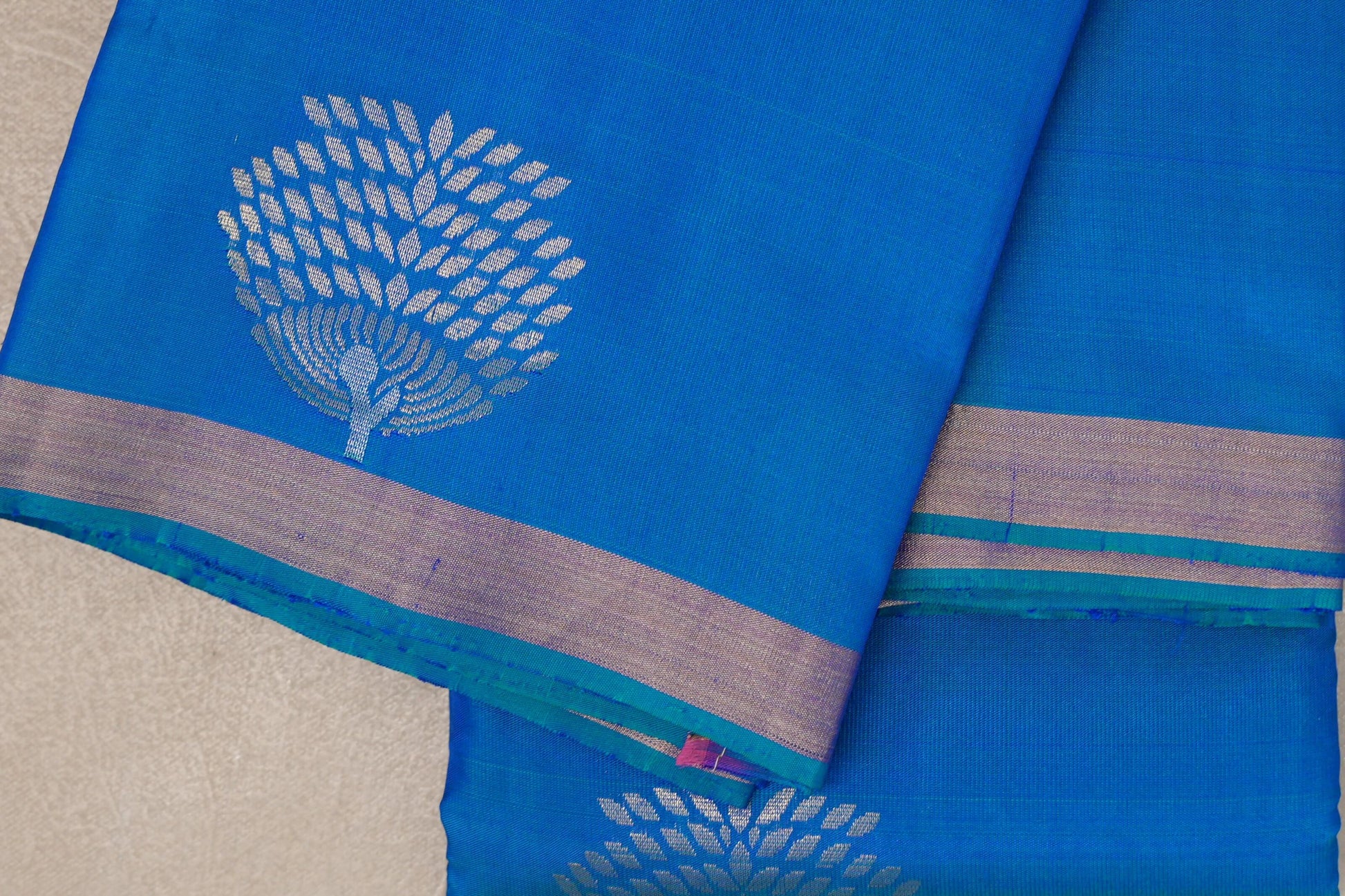 Peacock Blue Light Weight Kanjivaram Silk Saree border
