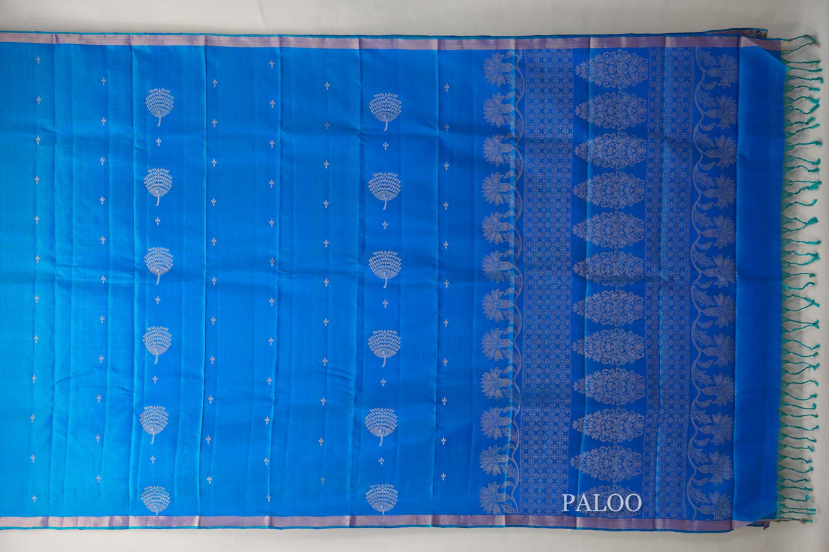 Peacock Blue Light Weight Kanjivaram Silk Saree paloo