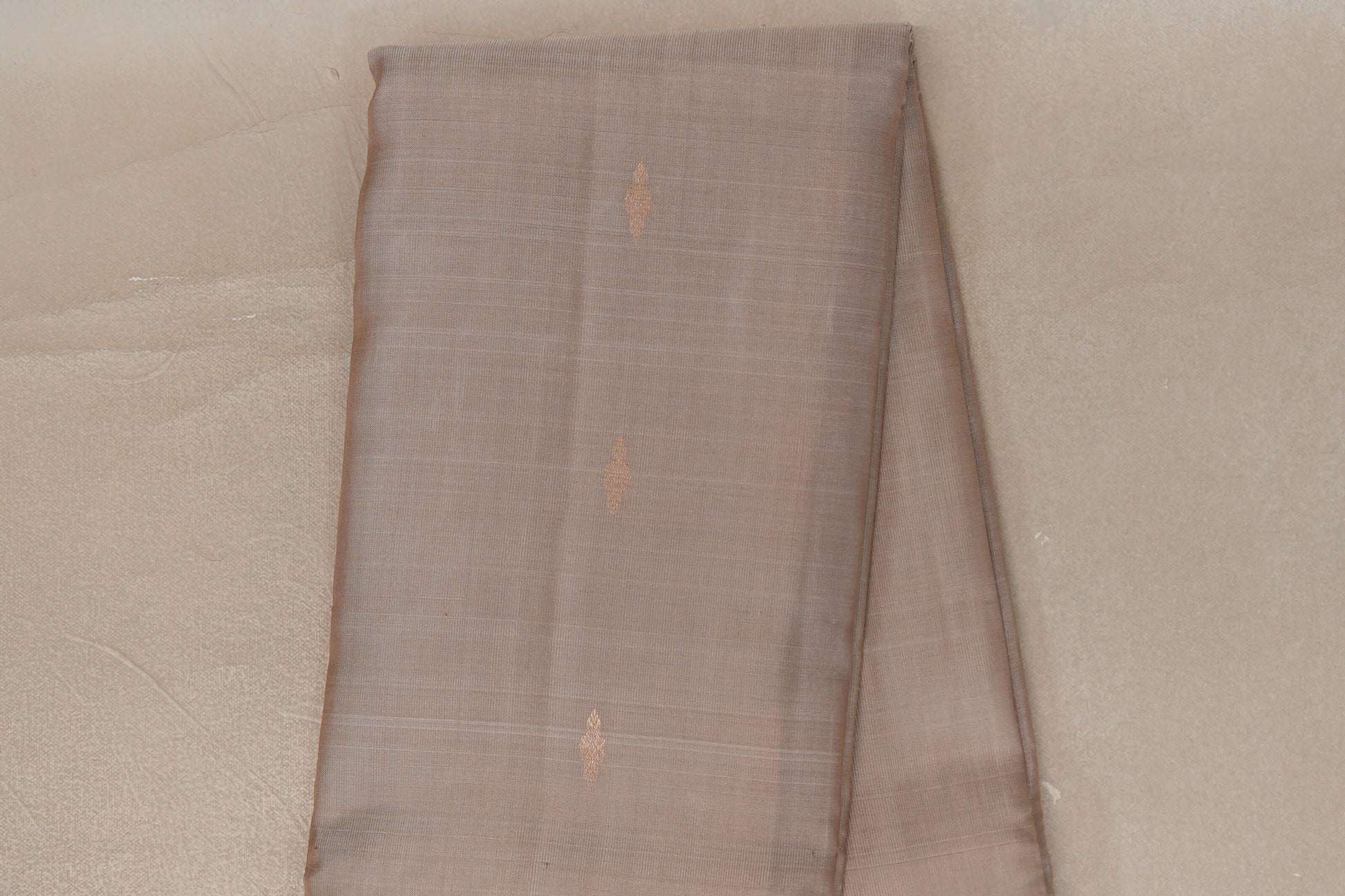 Dark Beige Light Weight Kanjivaram Silk Saree body