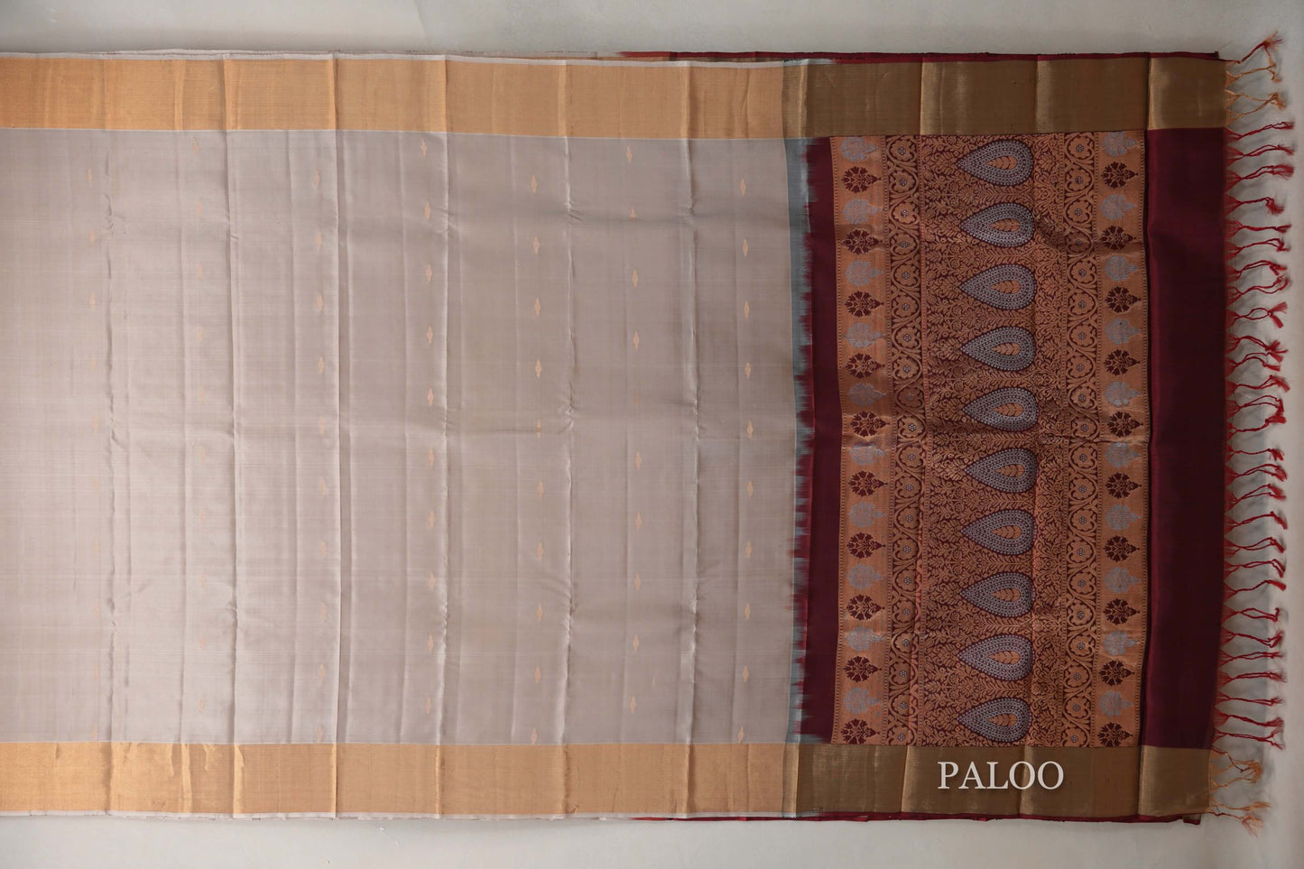 Dark Beige Light Weight Kanjivaram Silk Saree paloo