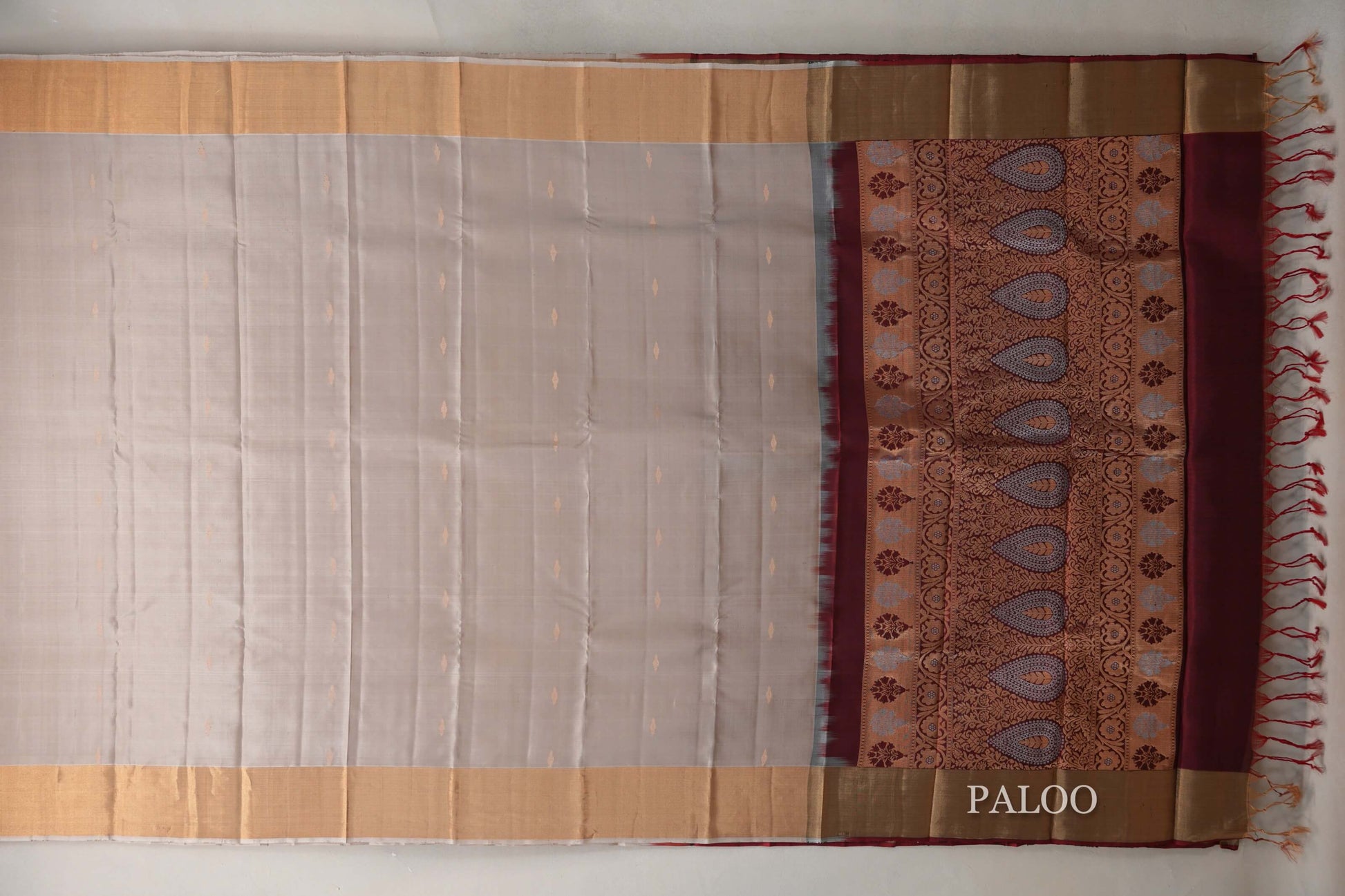 Dark Beige Light Weight Kanjivaram Silk Saree paloo