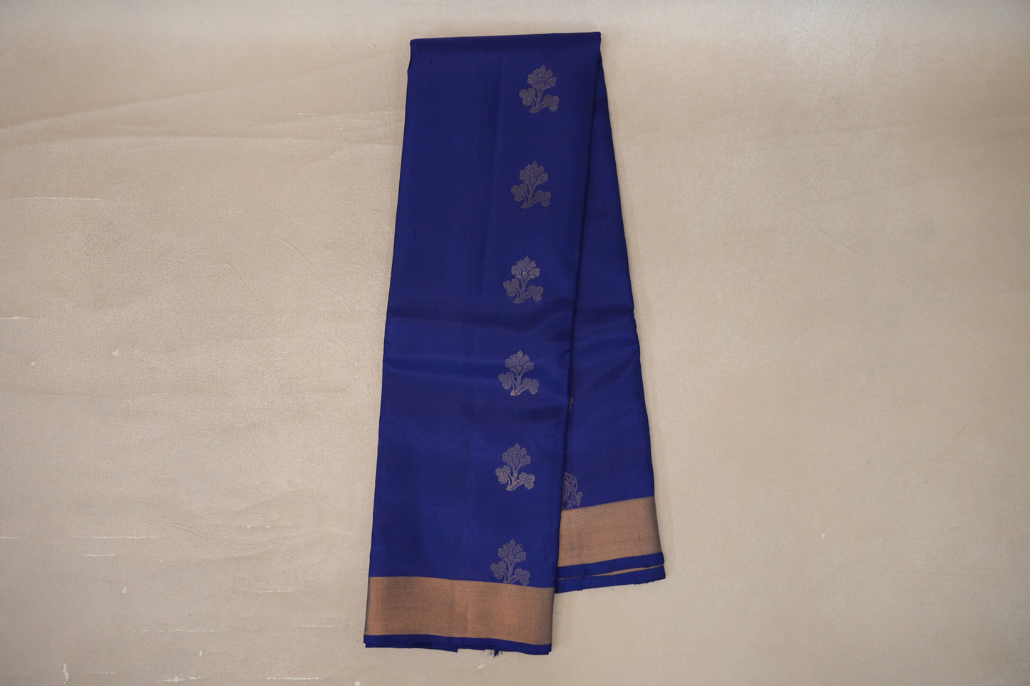 Online Deep Blue Light Weight Kanjivaram Silk Saree