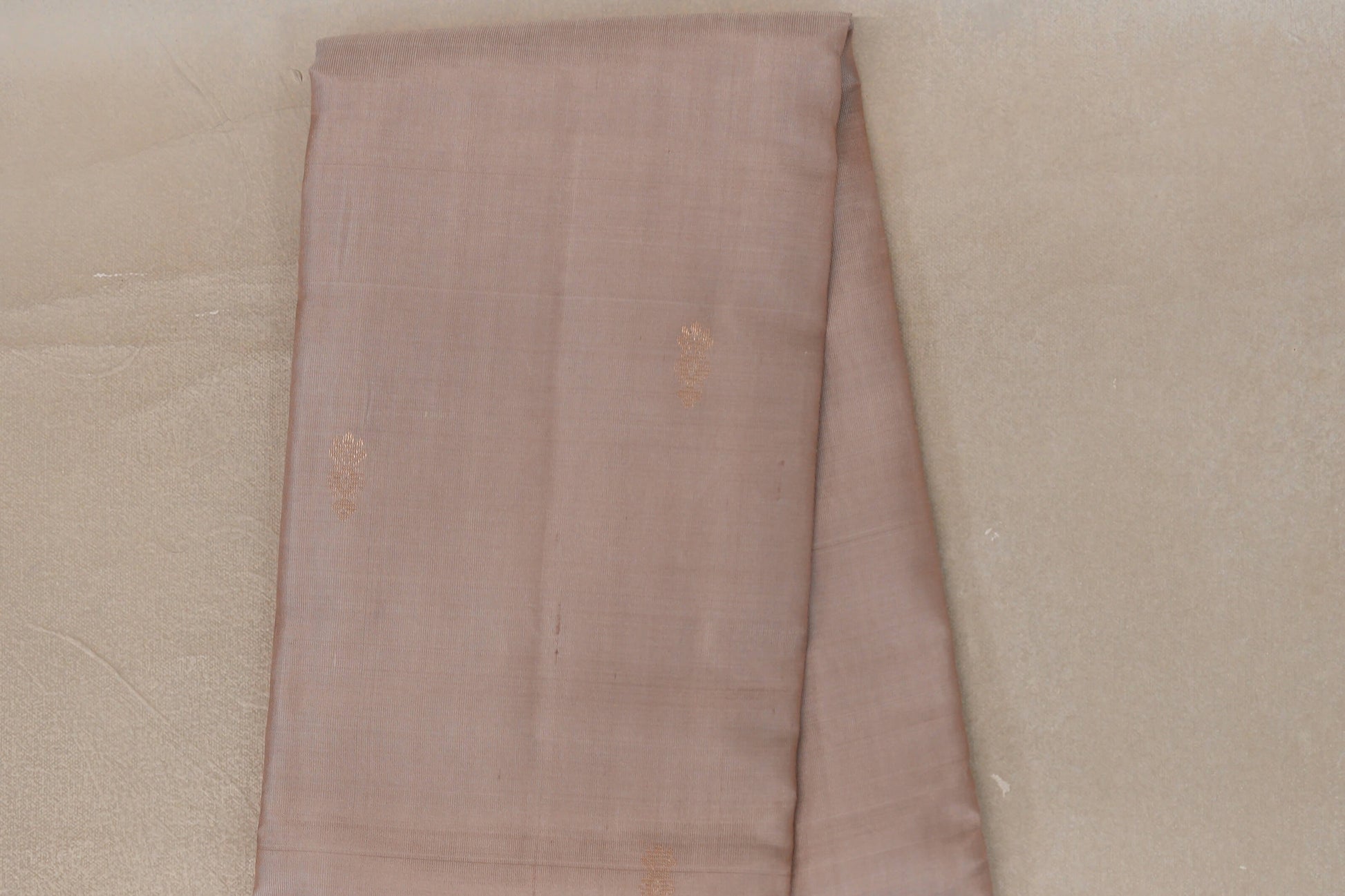 Dark Beige Light Weight Kanjivaram Silk Saree body