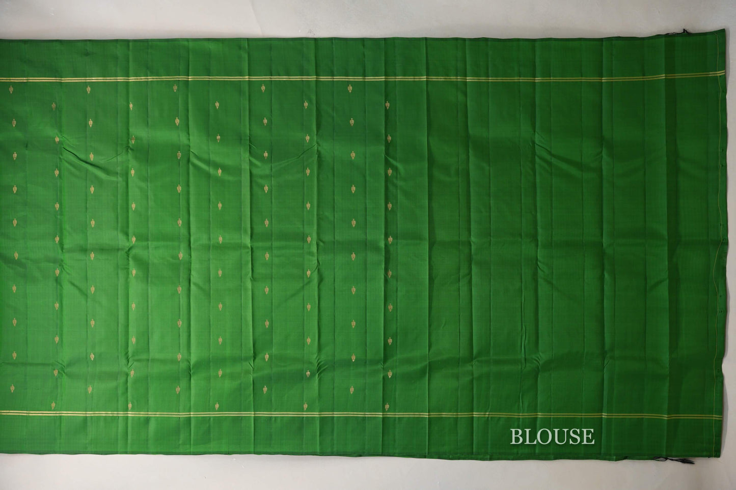 Leaf Green Light Weight Kanjivaram Silk Saree blouse