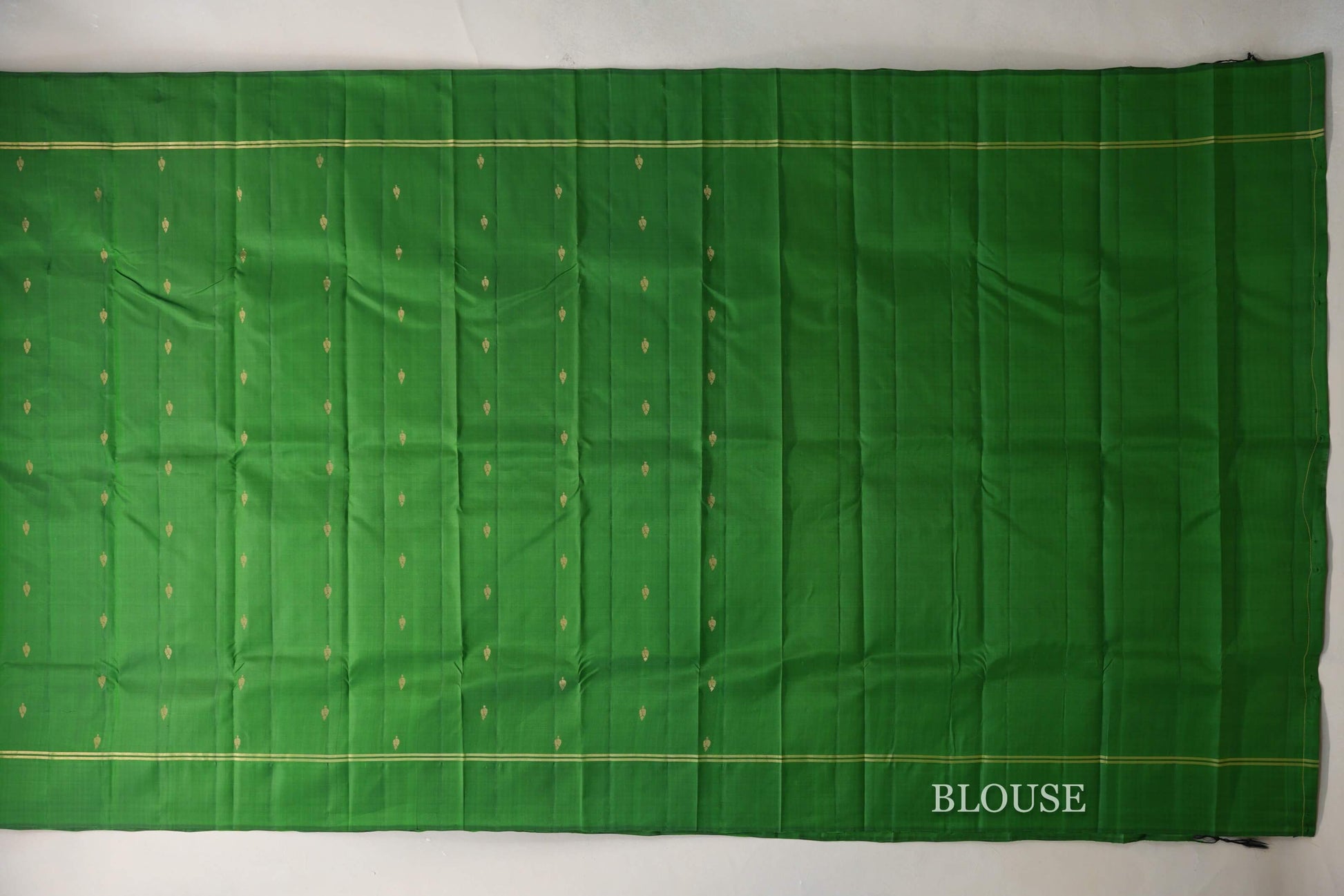 Leaf Green Light Weight Kanjivaram Silk Saree blouse