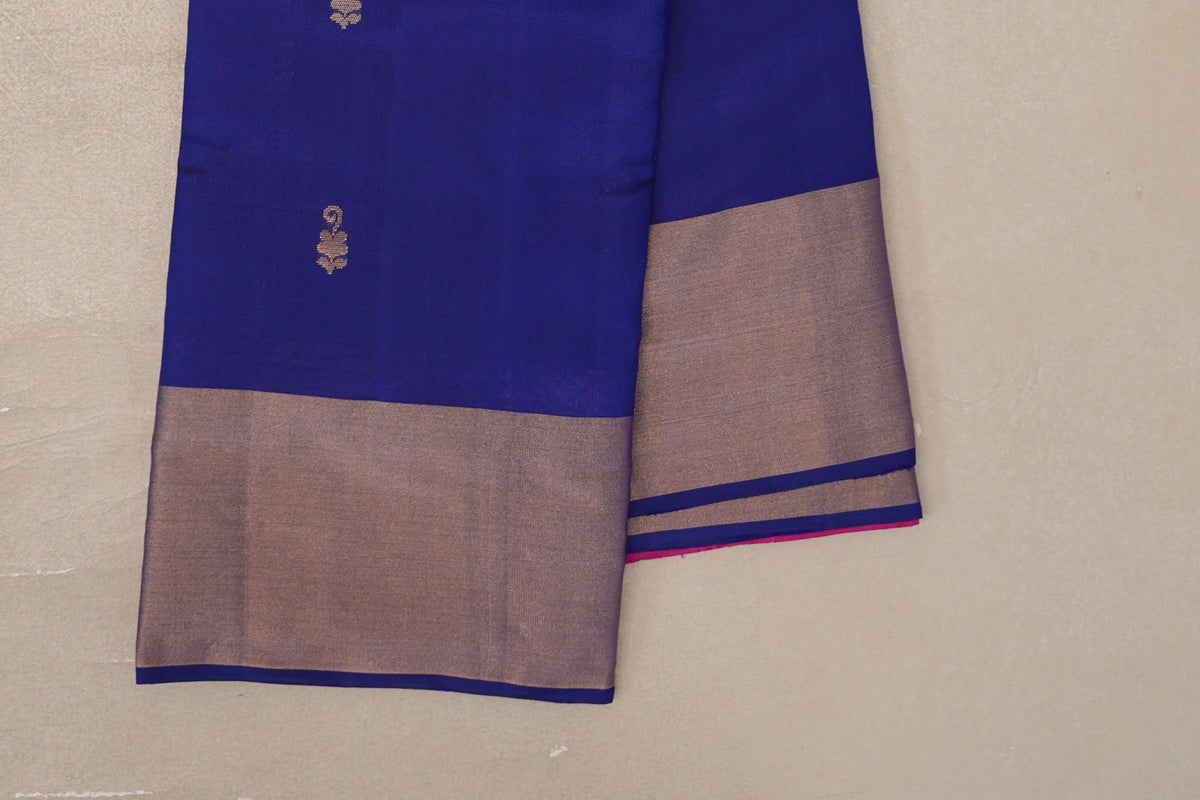 Deep Blue Light Weight Kanjivaram Silk Saree border