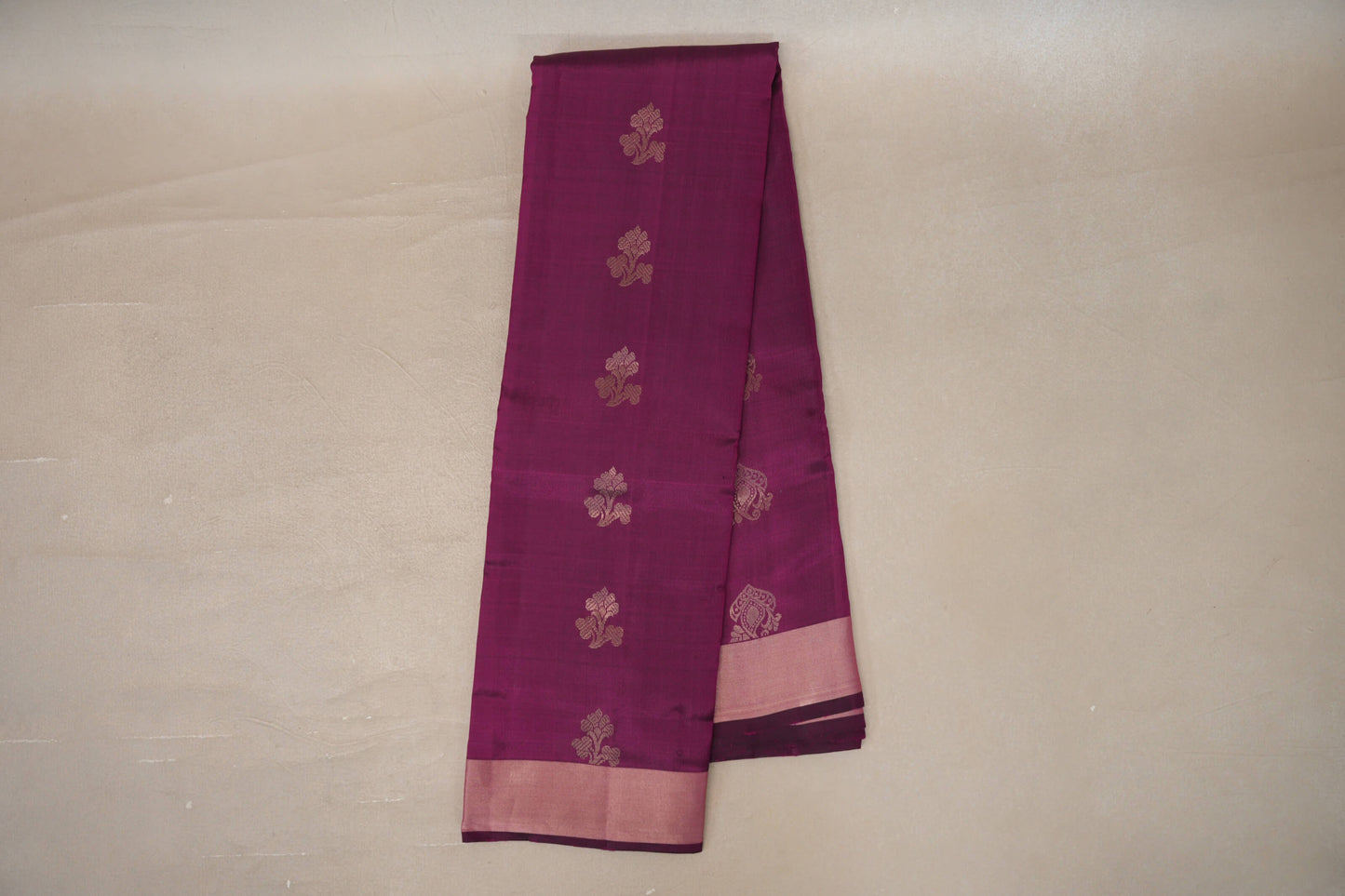 Online Deep Magenta Light Weight Kanjivaram Silk Saree