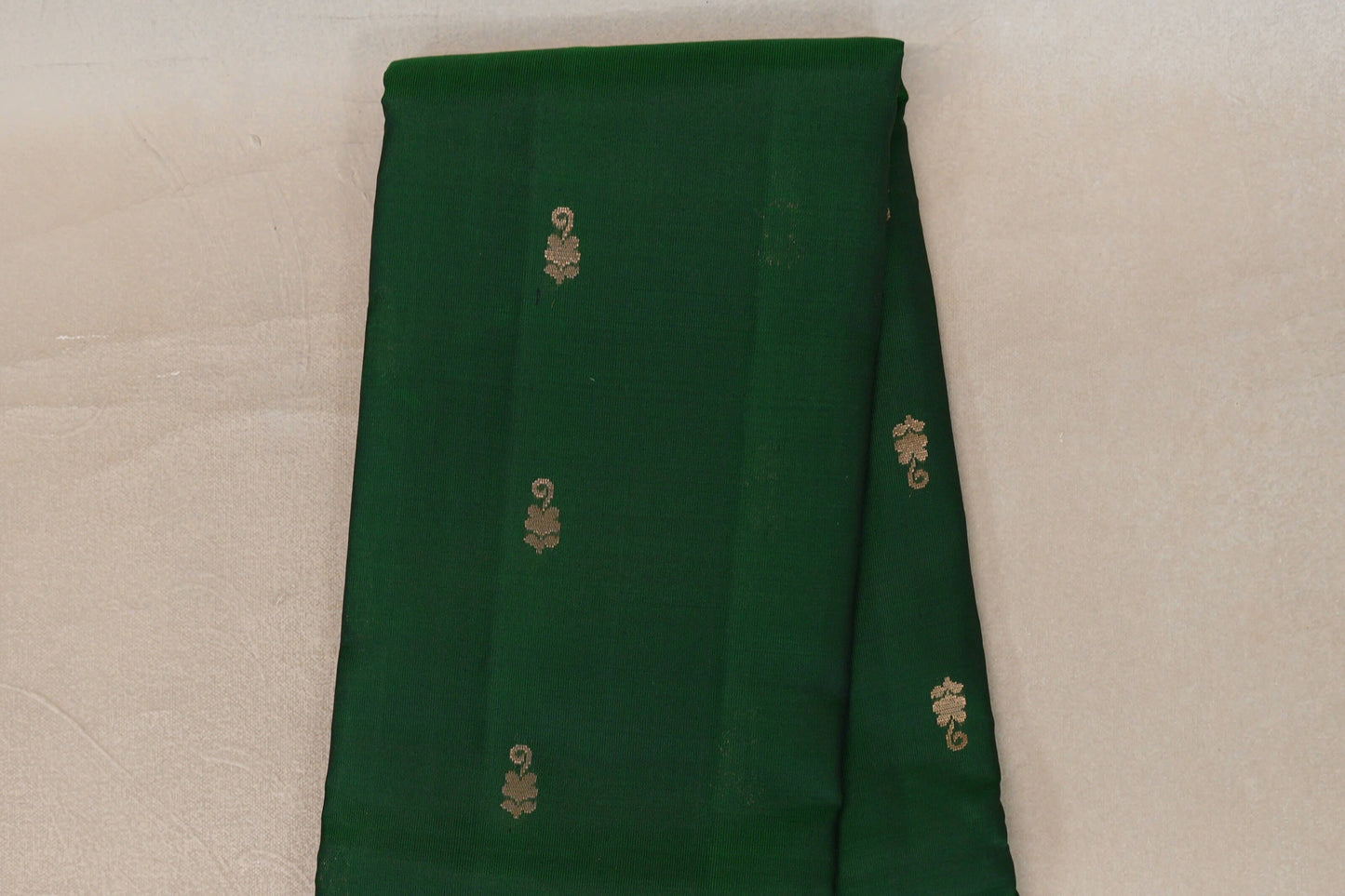 Bottle Green Light Weight Kanjivaram Silk Saree body