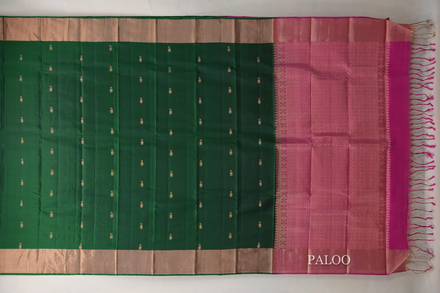 Bottle Green Light Weight Kanjivaram Silk Saree paloo