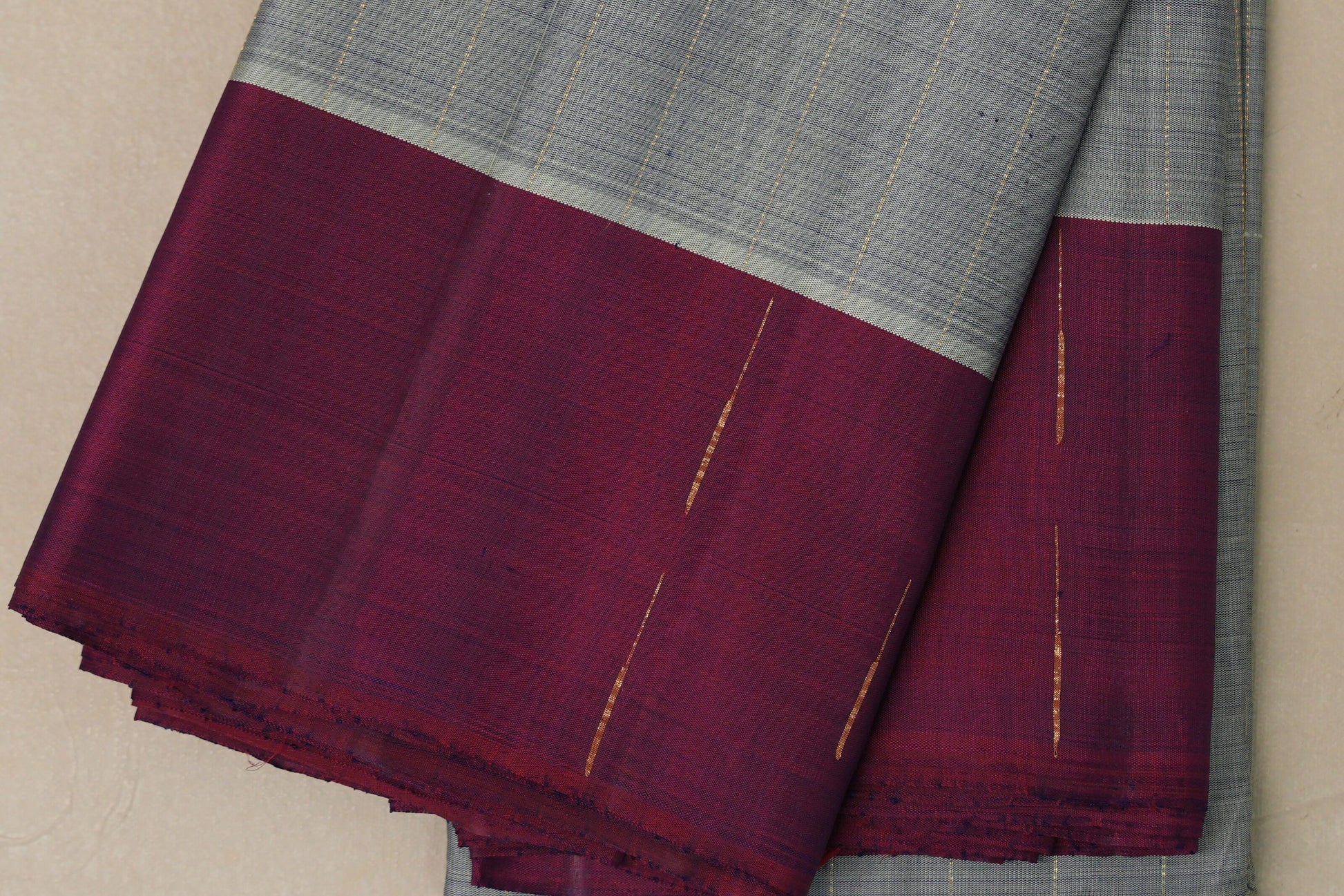 Grey with magenta border Vintage Kanjivaram Silk Saree border