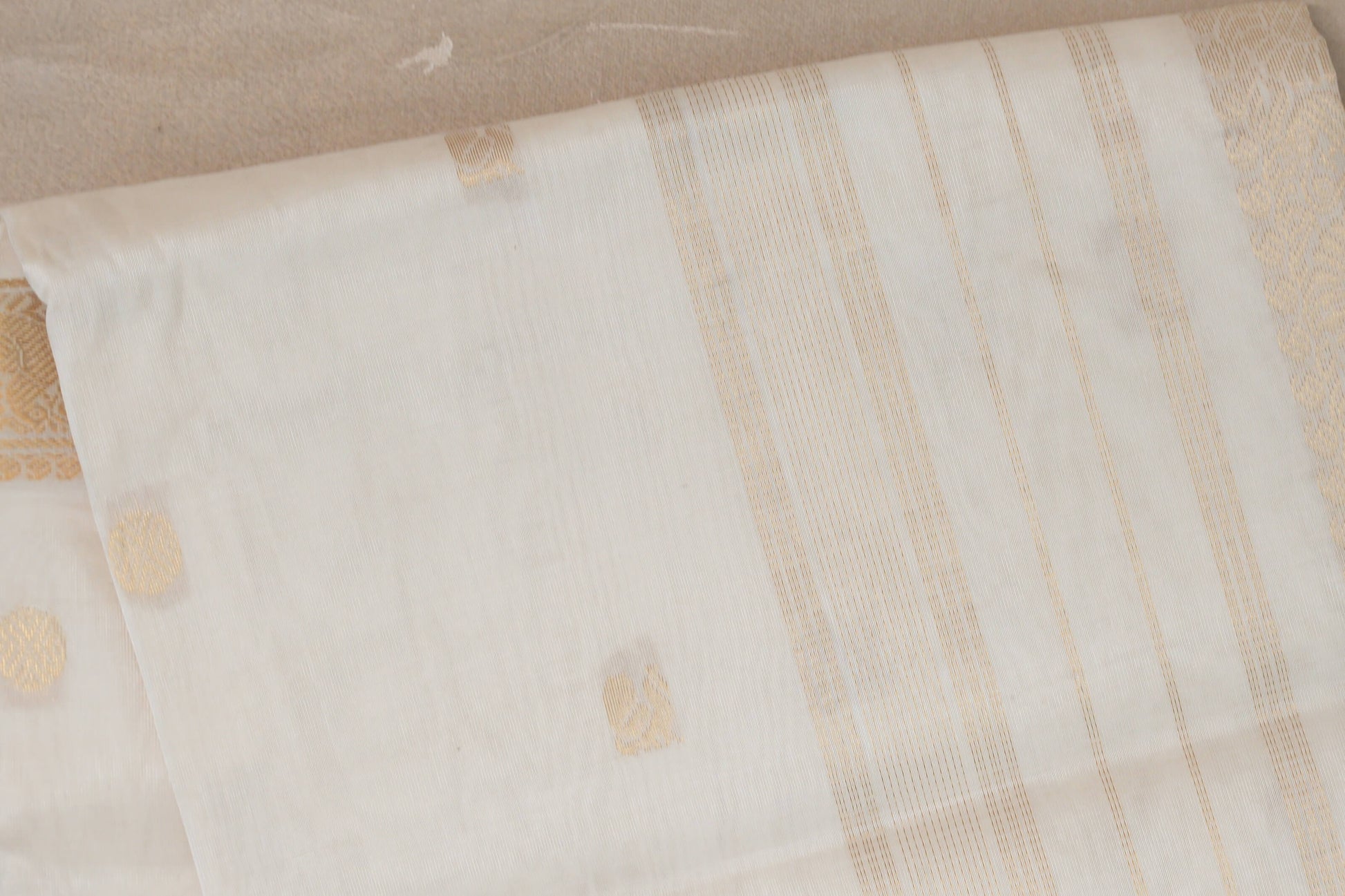 Cream Vegan Silk Cotton Saree body