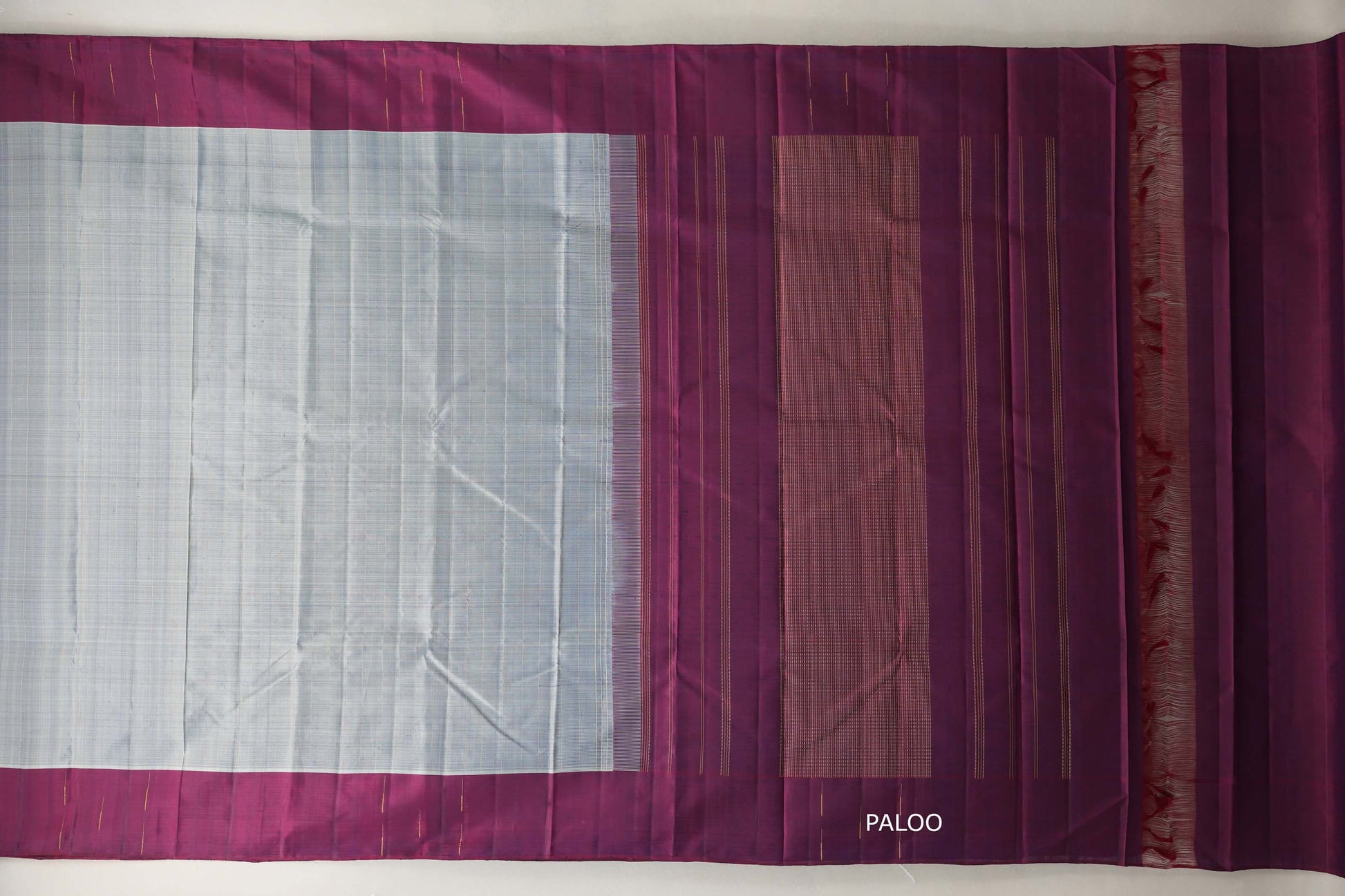 Grey with magenta border Vintage Kanjivaram Silk Saree paloo
