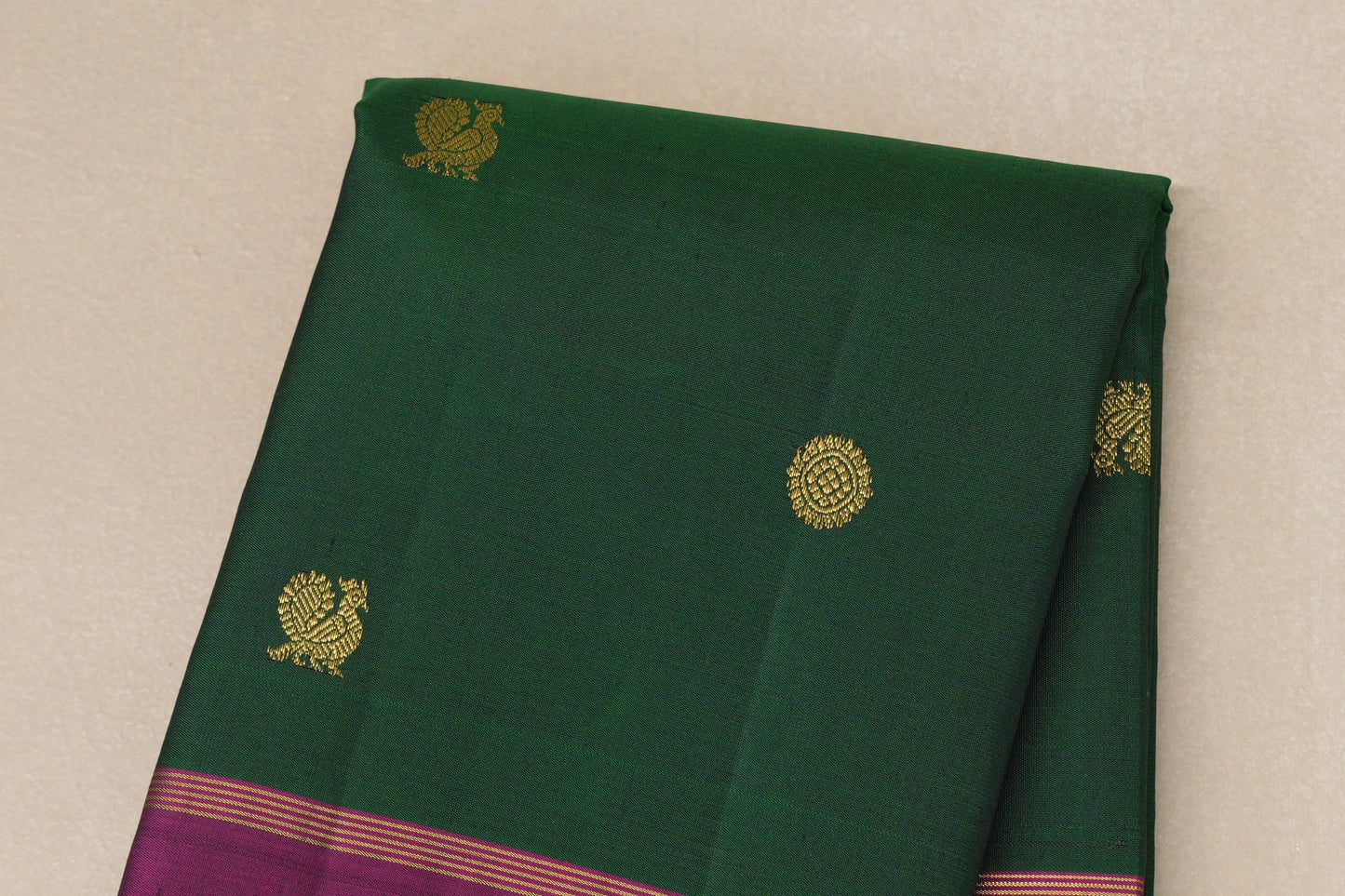 Bottle Green with magenta borders Vintage Kanjivaram Silk Saree body