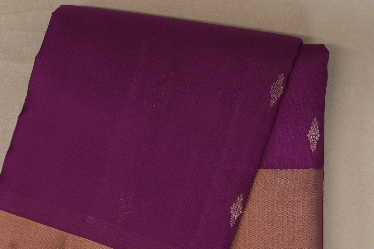 Deep Magenta Light Weight Kanjivaram Silk Saree body
