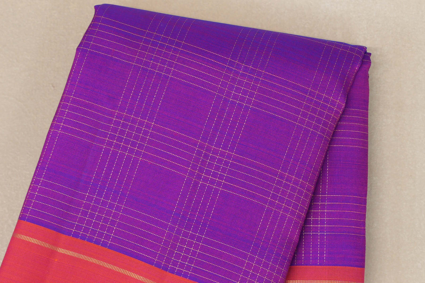 Magenta with Orange border Vintage Kanjivaram Silk Saree  body