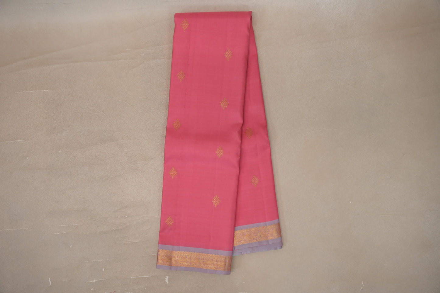 Online Rose Pink with Dual Tone of Rose Pink and Elaichi Green Borders Vintage Kanjivaram Silk Saree