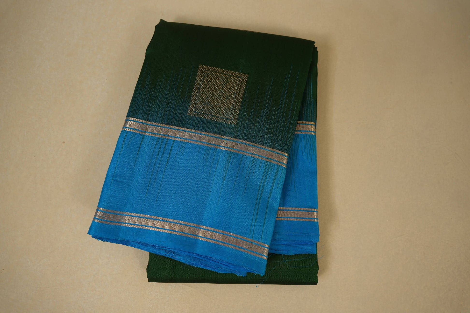 Bottle green light weight kanchipuram silk saree
