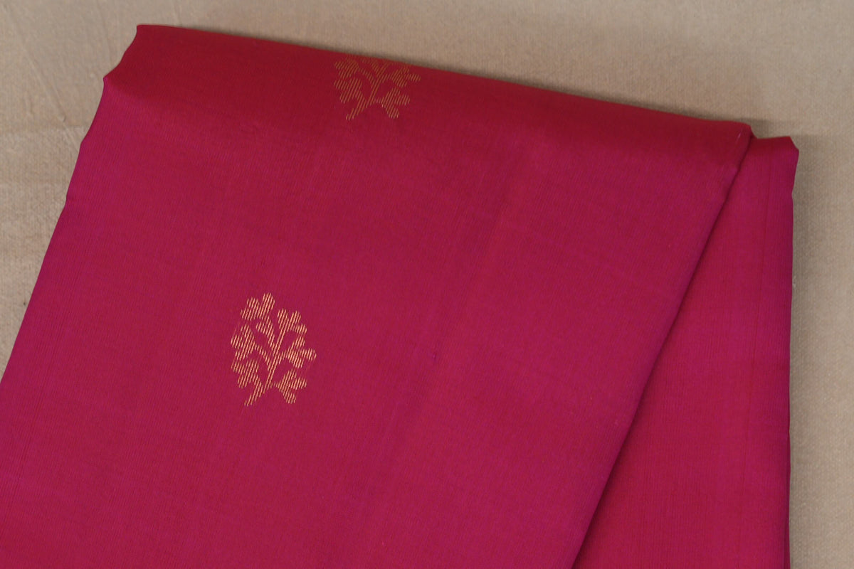 Bright Pink Light Weight Kanjivaram Silk Saree body