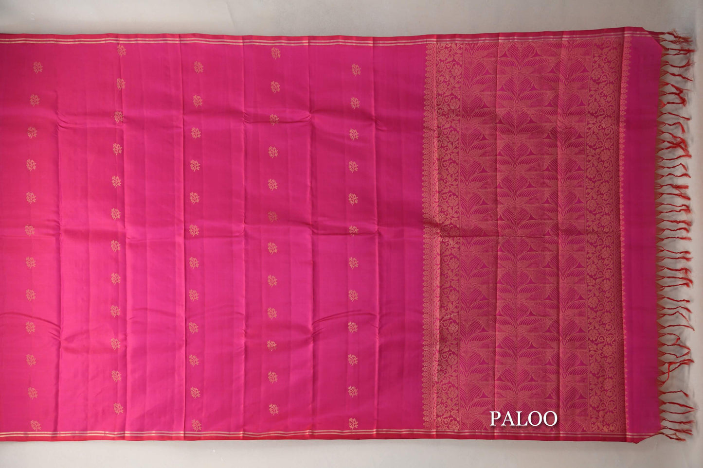 Bright Pink Light Weight Kanjivaram Silk Saree paloo
