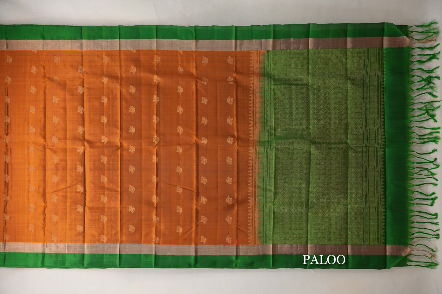 Burnt Orange with Leaf Green Borders Light Weight Kanjivaram Silk Saree paloo