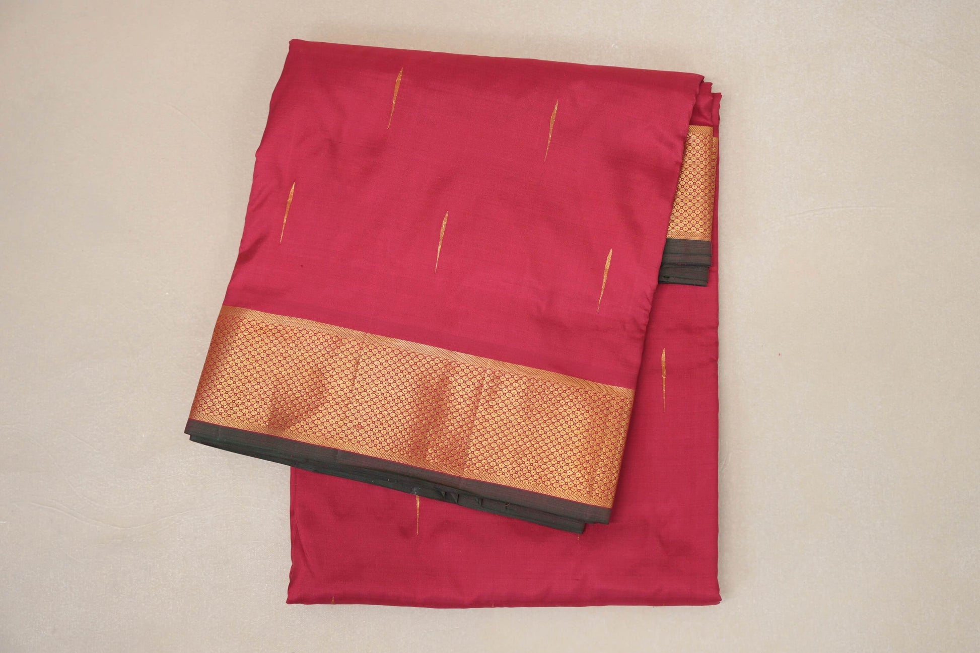 folded Maroon Ten yards silk saree