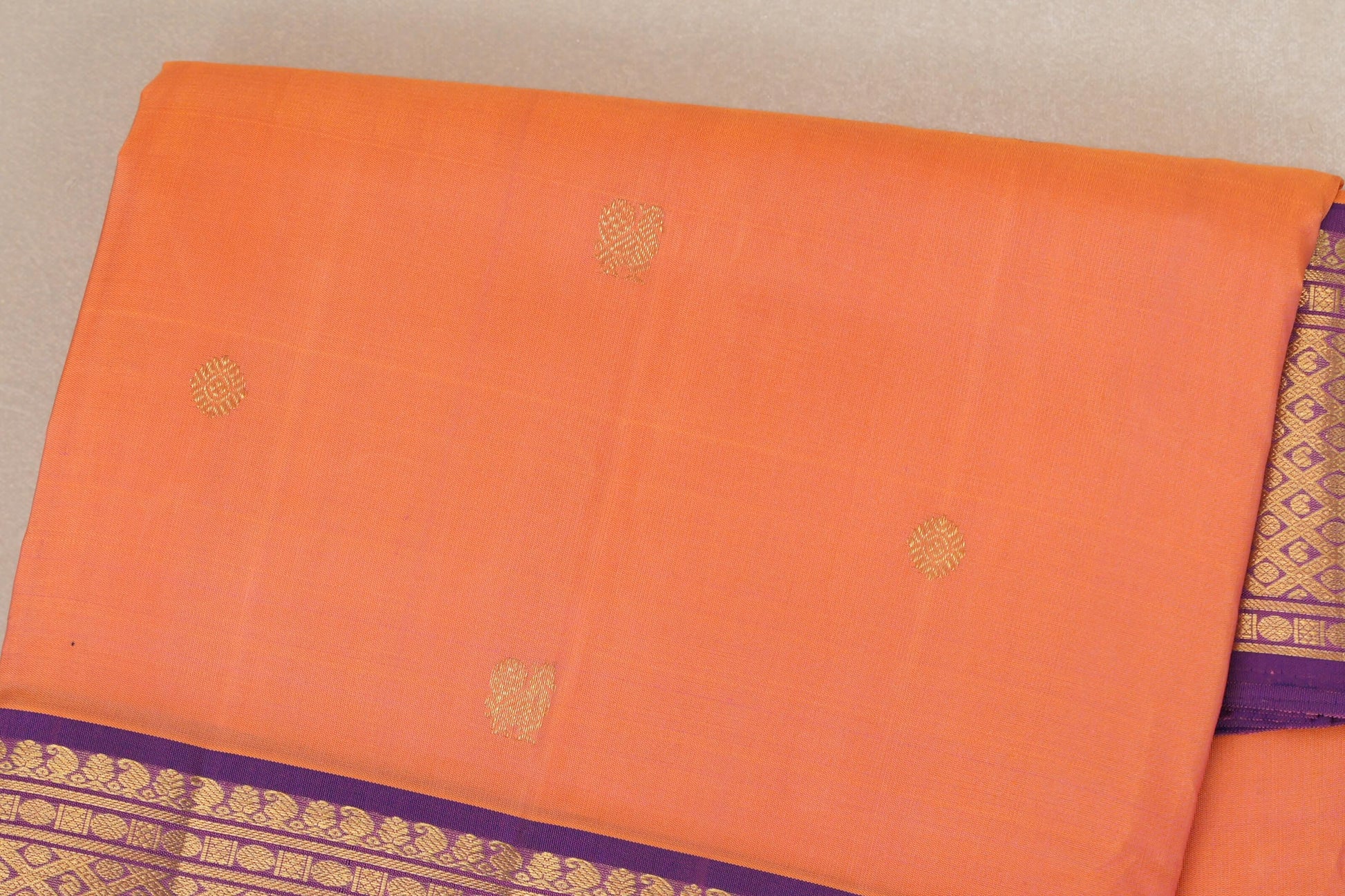 Peach Ten Yards Silk Saree body zoom