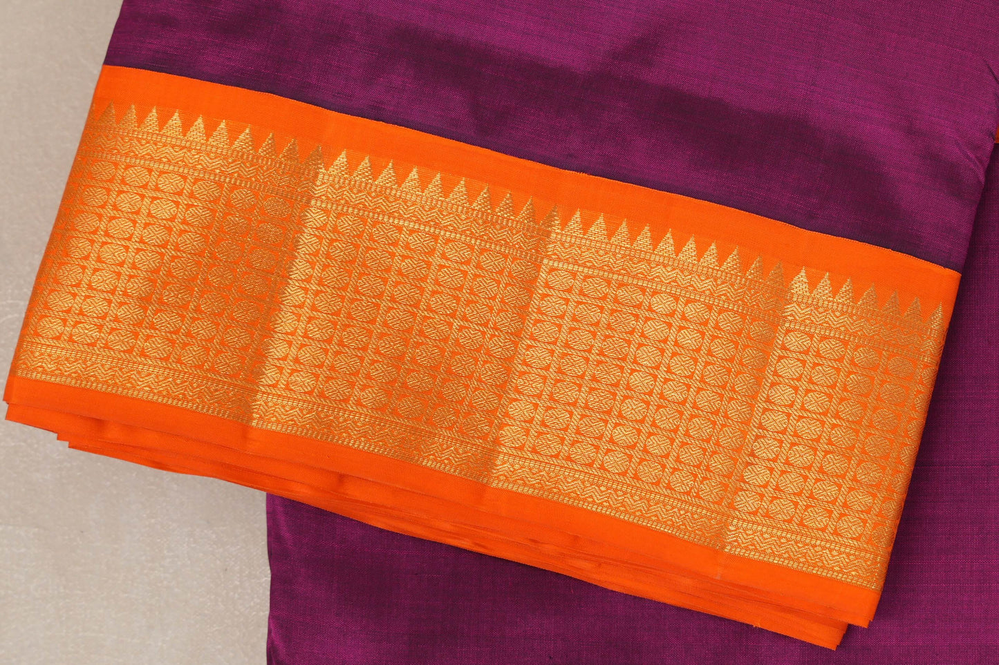 Magenta with Orange Borders Ten Yards Silk Saree border zoom