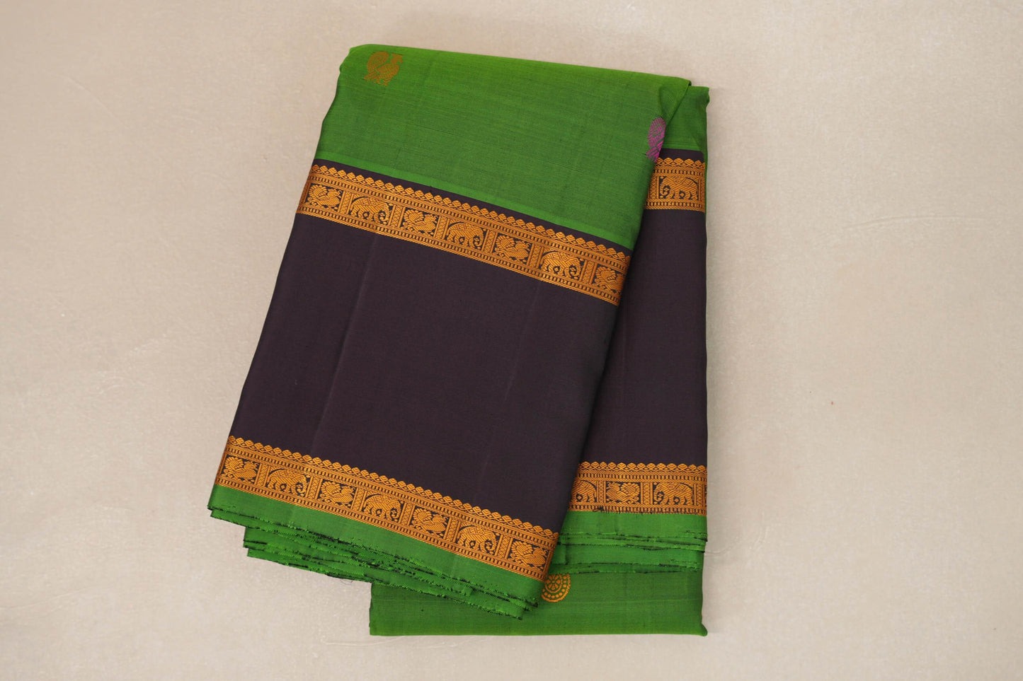 Bright Leaf Green with Deep Plum Borders Vintage Thread Woven Kanjivaram Silk Saree SS8910
