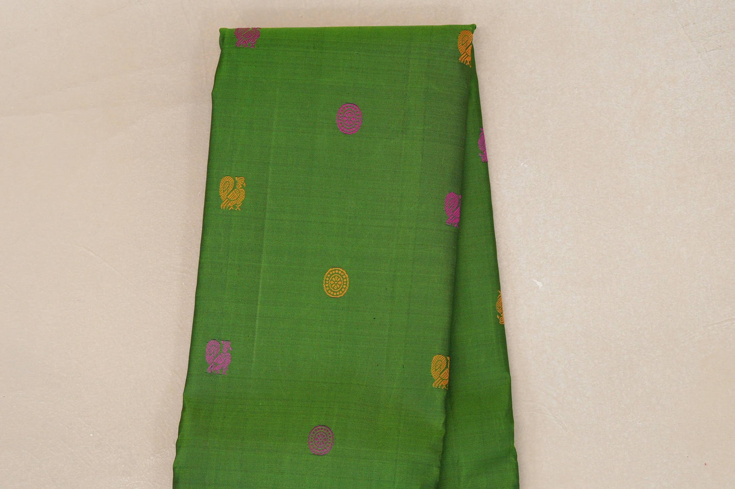 Bright Leaf Green with Deep Plum Borders Vintage Thread Woven Kanjivaram Silk Saree SS8910