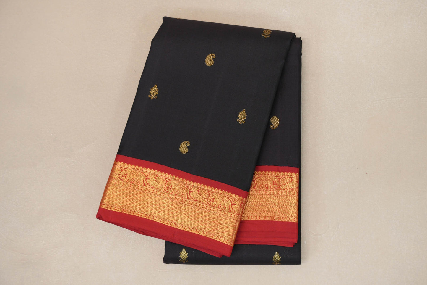 Black with Red Borders Vintage Kanjivaram Silk Saree SS8916