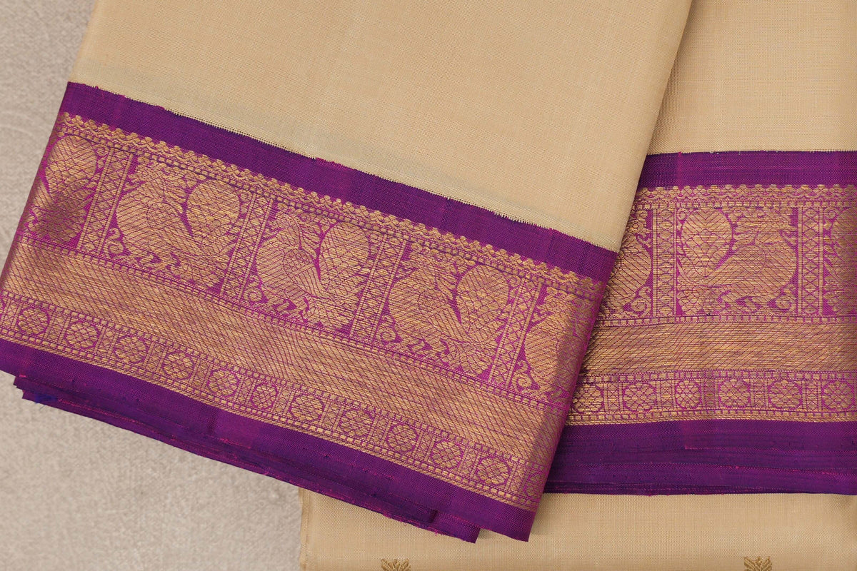 Cream Beige Vintage Kanjivaram Silk Saree border