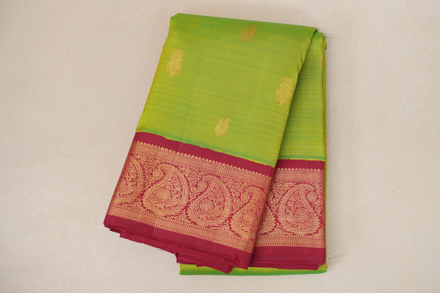 Dual Tone Green and Yellow with Deep Red Borders Vintage Kanjivaram Silk Saree SS8924