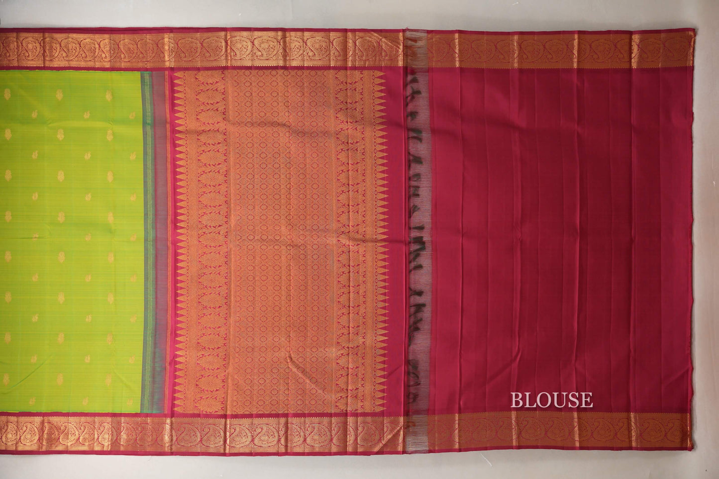 Dual Tone Green and Yellow with Deep Red Borders Vintage Kanjivaram Silk Saree SS8924